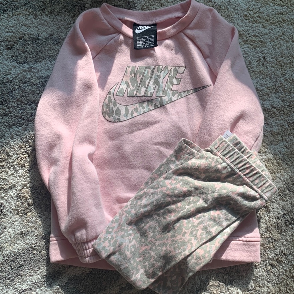 Pink Nike sweatsuit